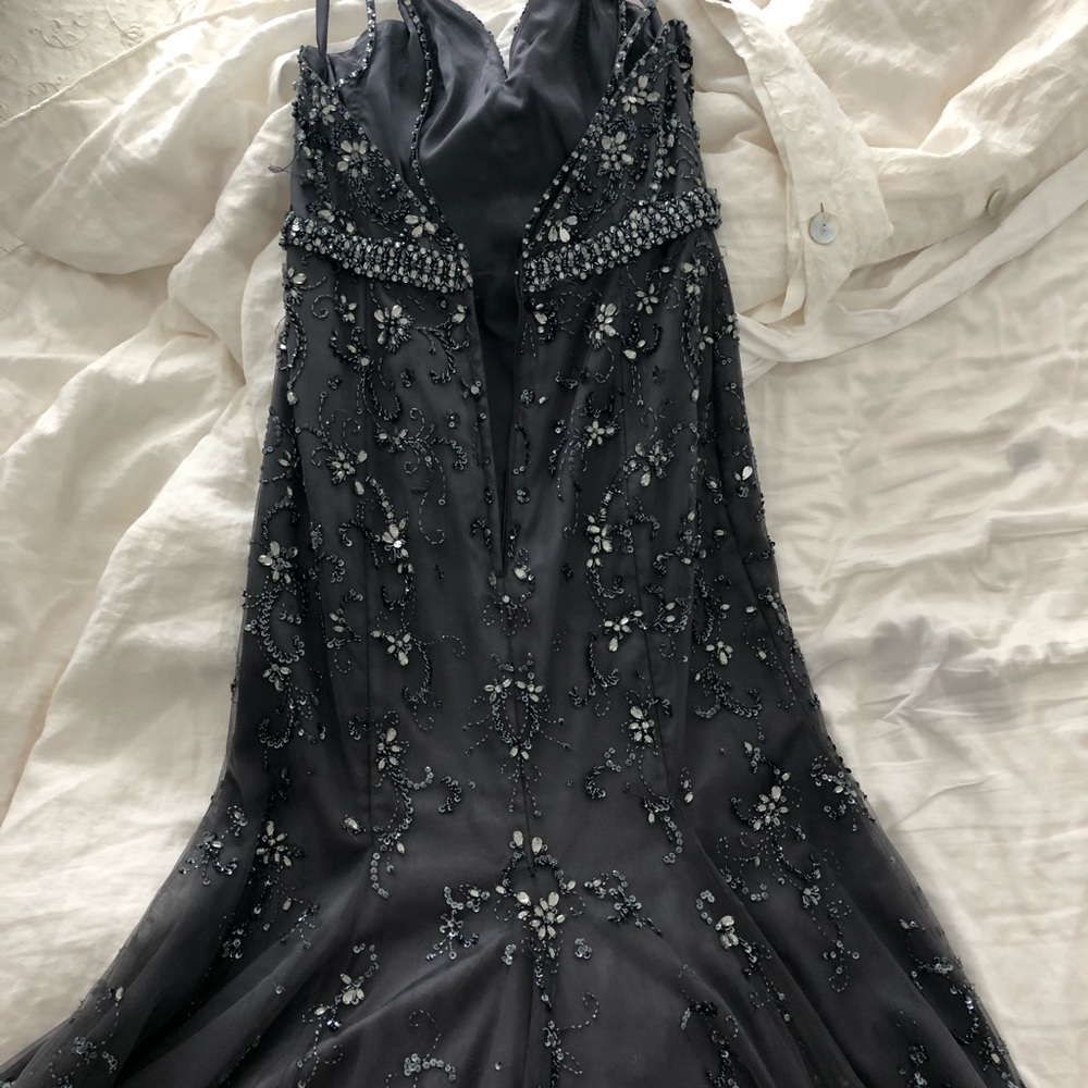 Grad dress - Picture 4 of 4